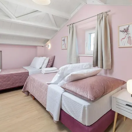 Gangadis Luxury House