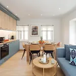 Gangadis Luxury House 2 *